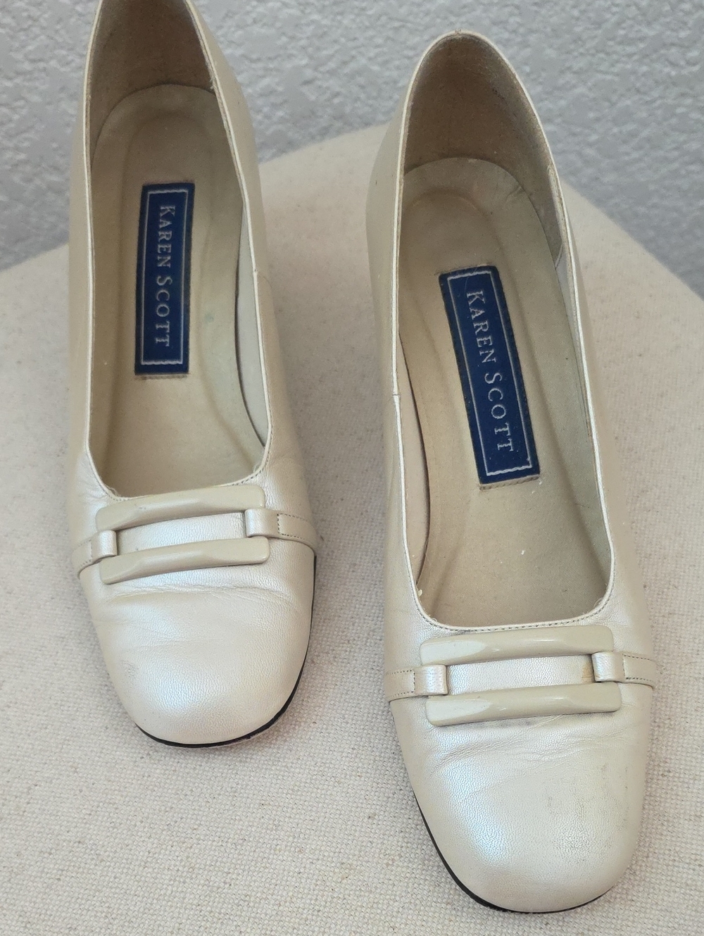 Karen Scott Vintage Cream Leather Low-Heel Loafers SZ 6.5